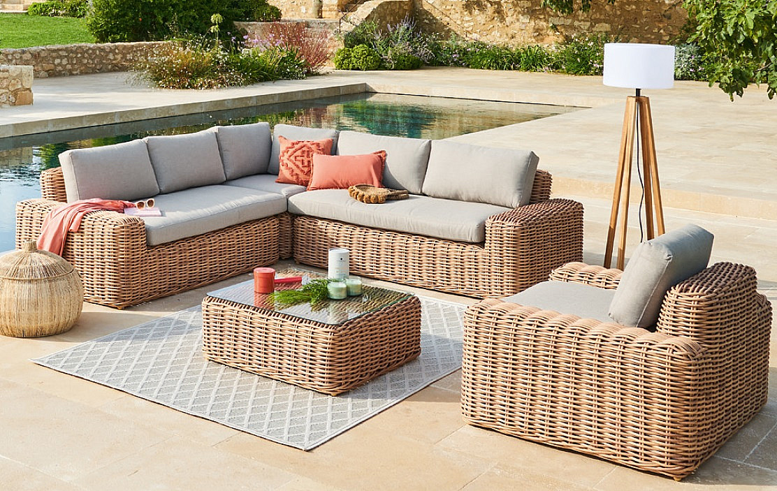 Rattan asztal 83x83 cm MALAGA termék 2. képe